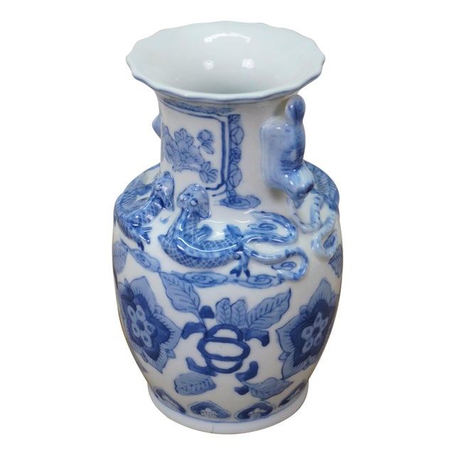 Chinese Chinoiserie Blue & White Porcelain Dragon Foo Dog Mantel Vase Urn For Sale