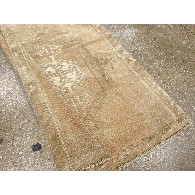 Galerie Shabab Collection Mid-20th Century Turkish Anatolian Runner For Sale - Image 9 of 10