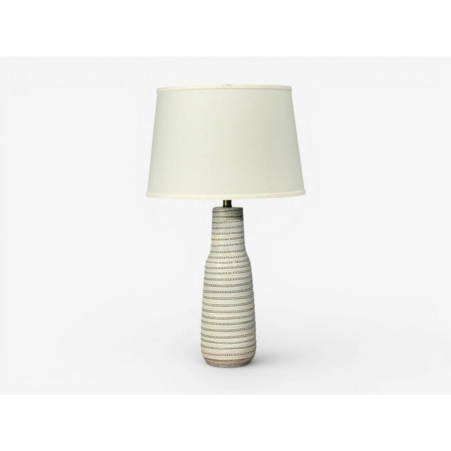Ceramic 1960s Gordon & Jane Martz, Large Table Lamp, Light Grey Ceramic, Usa For Sale - Image 7 of 9