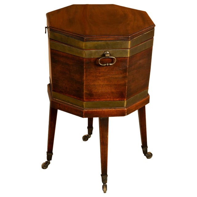Wood Antique 18th Century Georgian Mahogany & Brass Bound Wine Cooler Cellarette 1780 For Sale - Image 7 of 17