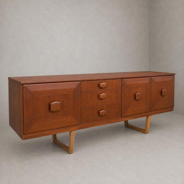 Mid-Century Modern Teak Sideboard from Stonehill, 1960s For Sale - Image 10 of 10