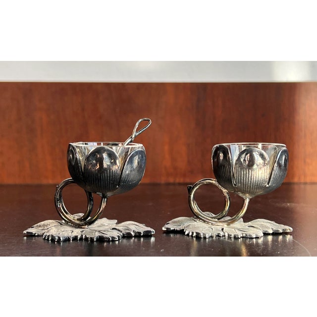 Vintage SIlver Plated Botanical Leaf Open Salt Cellar - a Pair For Sale - Image 4 of 8