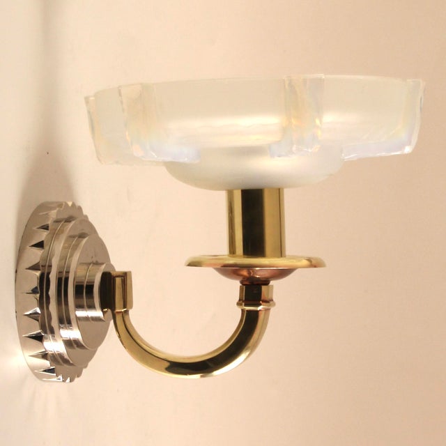 French Art Deco Wall Light attributed to Henri Petitot for Atelier Petitot, 1930s For Sale - Image 6 of 16