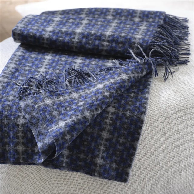 English Pembroke Cobalt Merino Wool Throw For Sale - Image 3 of 4