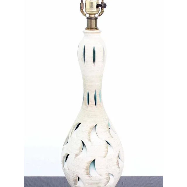 Vintage Mid Century Vase Shape Art Pottery Table Lamp For Sale - Image 4 of 8