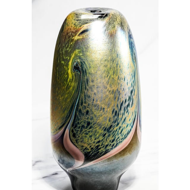 Aqua Large Steven Bradshaw Studio Vintage Glass Vase Signed 1983 American Art Glass Sculpture Iridescent Sculptural Home Accent Decor For Sale - Image 8 of 15