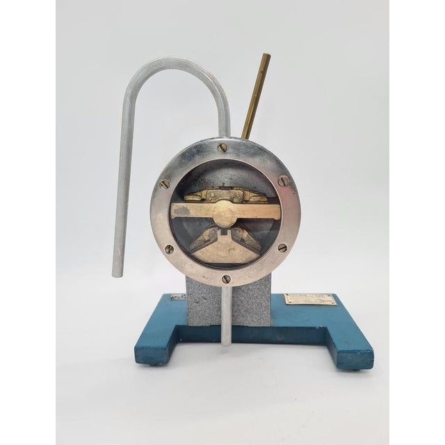 An original educational model of a vane pump, designed to teach the principles of operation of machines and technical...