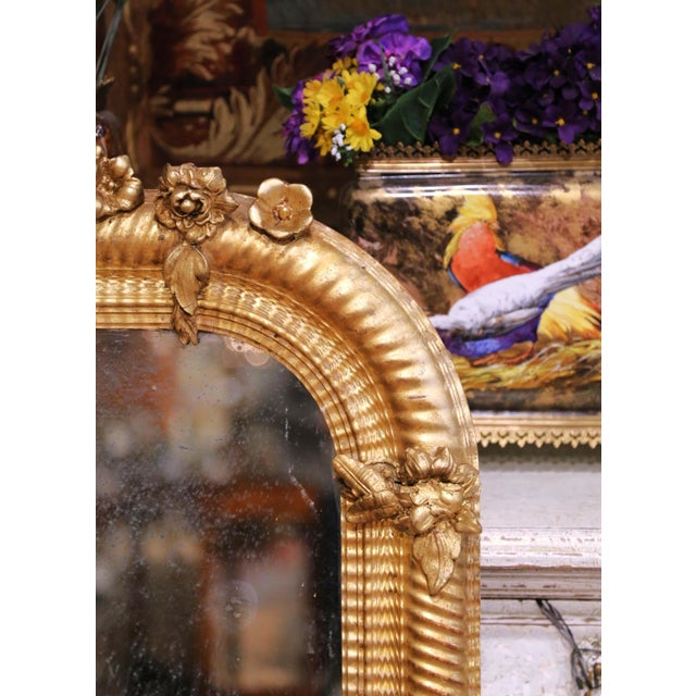 19th Century French Louis Philippe Giltwood Arched Mirror With Floral Crest For Sale - Image 4 of 7