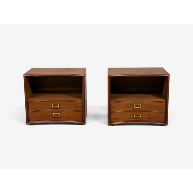 Paul Frankl, John Stuart, Concave Nightstands, Walnut, Brass, Usa, 1950s For Sale - Image 4 of 16