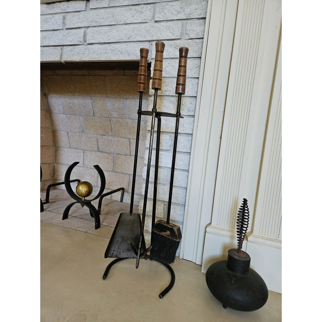 1960s MCM Eames Style Wrought Iron Fireplace Tool Set For Sale - Image 4 of 6