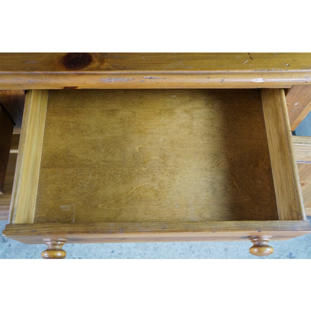Late 20th Century Ethan Allen Old Tavern Pine Country Farmhouse Buffet Console Cabinet 23-6006 For Sale - Image 14 of 18