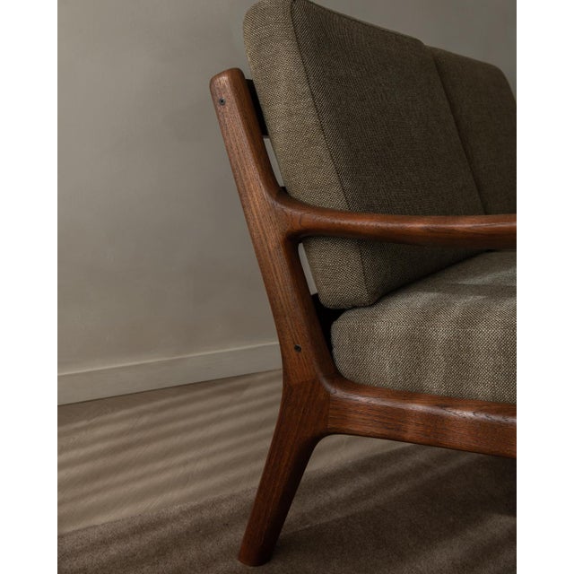 Vintage Danish Senator 2-Seater Sofa with Teak Frame by Ole Wanscher for Cado, 1960s For Sale - Image 9 of 18