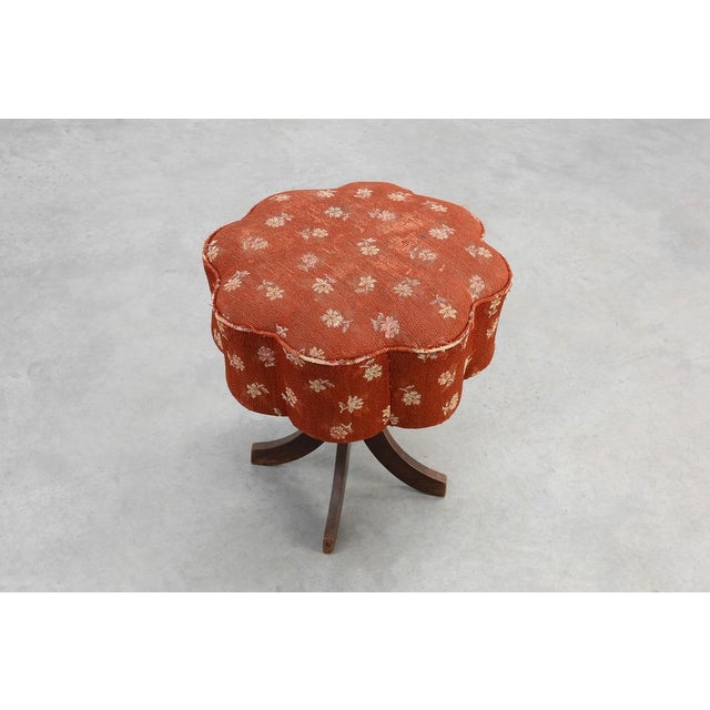 Art Deco Stool with Curved Legs and Flower Form Seat with Upholstery, France, 1920s For Sale - Image 6 of 11