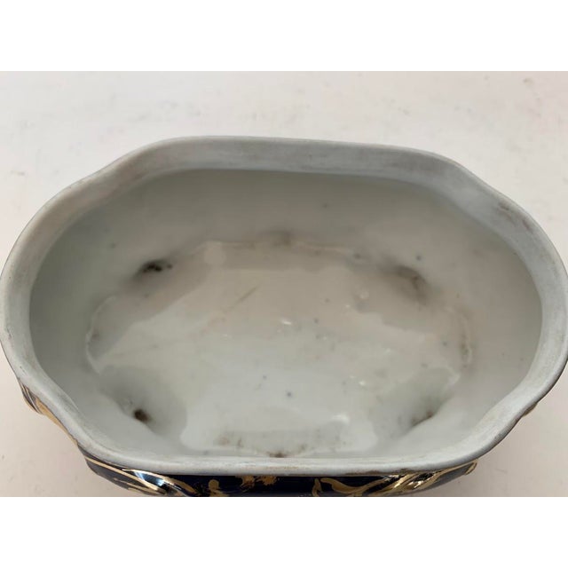 Blue Porcelain Box with Gilt Highlights, 1900s For Sale - Image 6 of 11