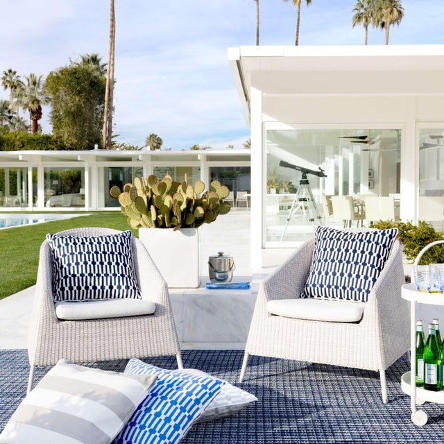 Contemporary Dash & Albert by Annie Selke Coco Blue Indoor/Outdoor Rug, 4' x 6' For Sale - Image 3 of 6