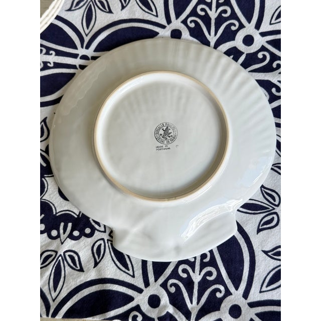 Late 20th Century Coastal Bordallo Pinheiro White Shell Plate Set of 8 For Sale In San Diego - Image 6 of 7