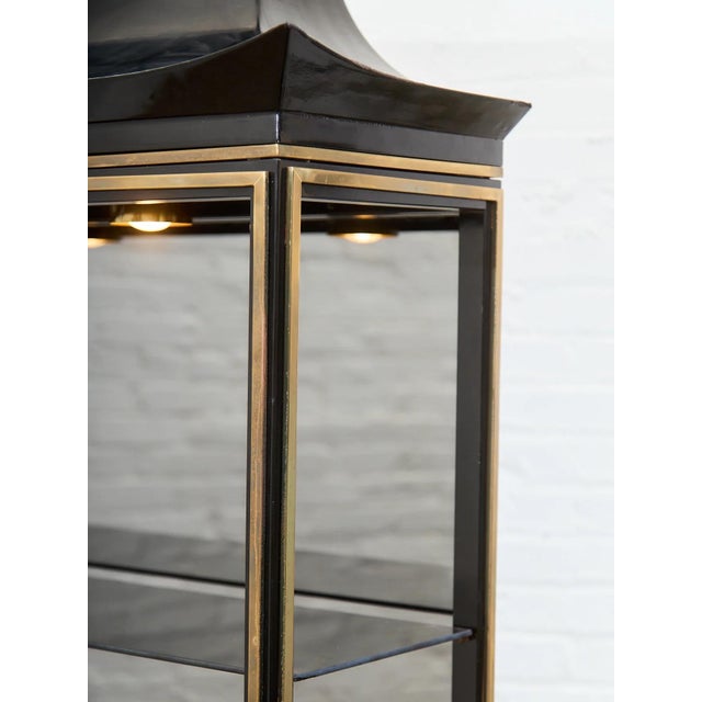 Mid 20th Century Mid 20th Century Styled After Drexel Heritage Et Cetera Asian Chinoiserie Black Lacquer China Display Cabinet For Sale - Image 5 of 11