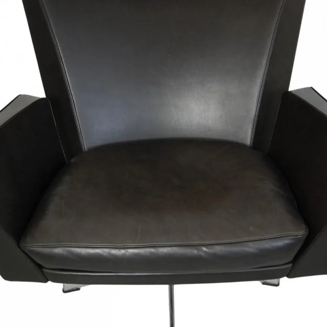 Set of Ox Chair and Ottoman in Black Grace Leather by Arne Jacobsen For Sale - Image 3 of 18