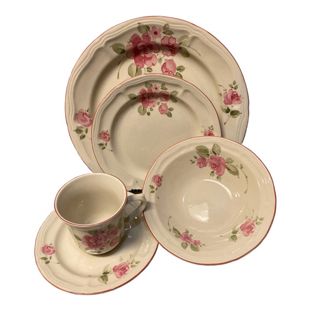 1990s Gibson Roseland Fine Stoneware 5-Piece Place Setting For Sale
