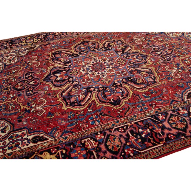 1930s Vintage Red Persian Heriz Handmade Wool Rug With Medallion Motif For Sale In New York - Image 6 of 7
