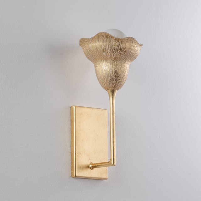 Hudson Valley Lighting Alora 6.5 in. 1 Light Wall Sconce in Vintage Gold Leaf and Gilded Ivory Finish For Sale In New York - Image 6 of 9