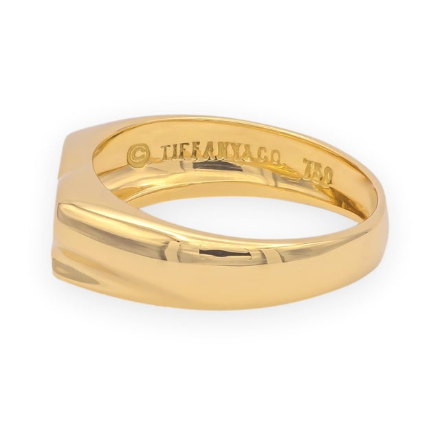 Contemporary Tiffany & Co. Elsa Peretti Vintage 18k Yellow Gold Full Heart Ring, Size 5.5 For Sale - Image 3 of 7