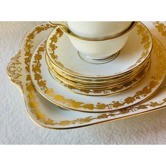 1950s Wedgwood Whitehall Pattern Bone China Square Cake Plate Diplomat Provenance, 10" For Sale - Image 4 of 18