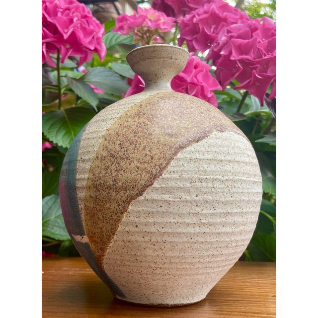 Wishon-Harrell Signed Wishon Harrell Studio Pottery Vessel 1970s California Modernist Ceramic For Sale - Image 4 of 9