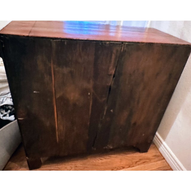 Antique British Mahogany and Walnut Inlaid Chest of Drawers For Sale - Image 15 of 18