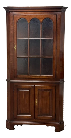 Vintage Statton Georgian Oldtowne Cherry Corner Cabinet