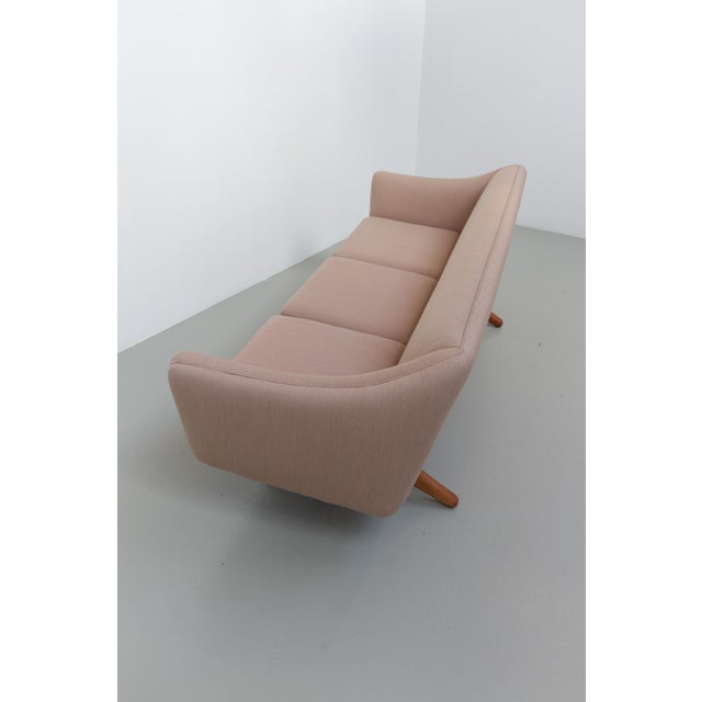 Mid-Century Danish ML-140 3-Seater Sofa from Illum Wikkelsø, 1960s For Sale - Image 15 of 18