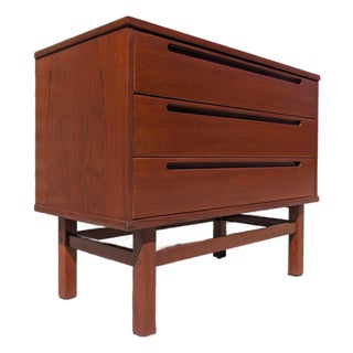 Nils Jonsson Mid-Century Modern Teak 3-Drawer Chest, Denmark, C. 1960s For Sale