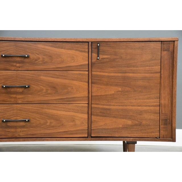1960s Refinished 72” Walnut Dresser by Koehler For Sale In Boston - Image 6 of 12