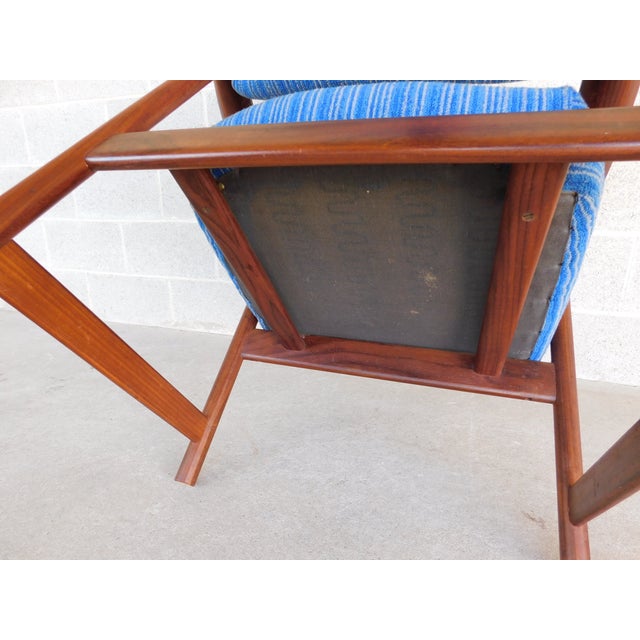 Mid-Century Rosewood Modern Arm Lounge Chair For Sale - Image 15 of 18