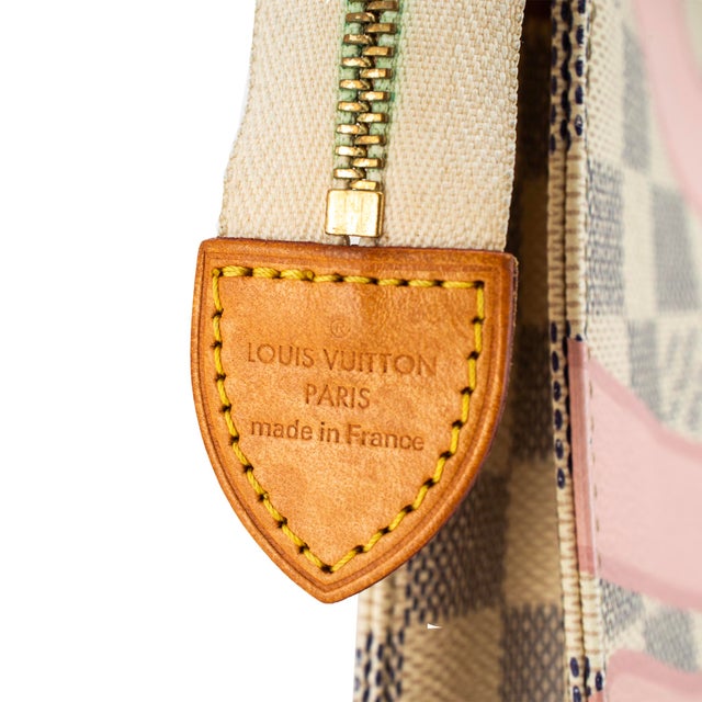 Louis Vuitton Damier Azur Tahitienne 26 Toiletry Pink Pochette Clutch Bag For Sale - Image 9 of 11