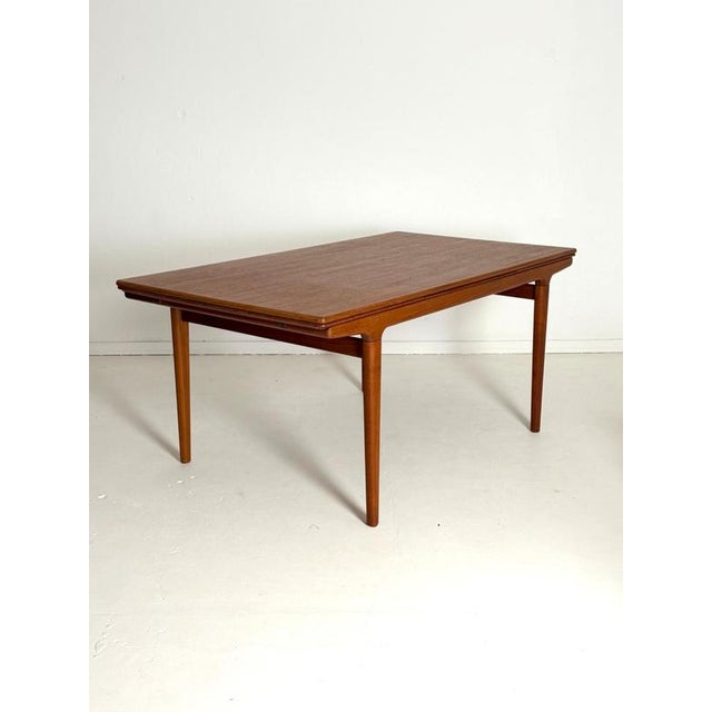 Extendable Dining Table in Teak by Johannes Andersen for Uldum Møbelfabrik, 1960s For Sale - Image 3 of 14