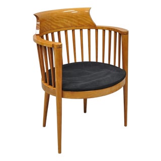 Vintage Postmodern Maple Wood Spindle Barrel Back Tapered Leg Lounge Arm Chair For Sale