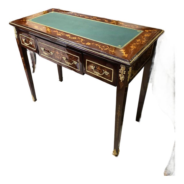 French Louis XVI Writing Desk With Green Leather Top, Marquetry Inlays & Gilded Gold Leaf Details For Sale