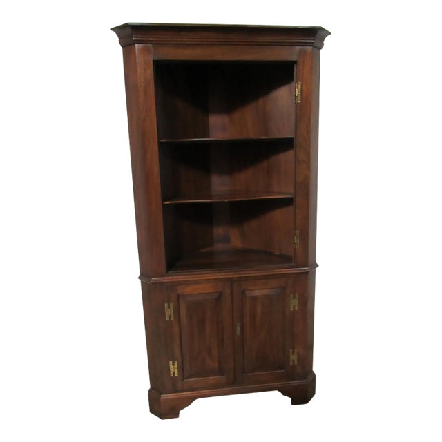 1980s Henkel Harris Mahogany Corner Cabinet Hutch Cupboard For Sale