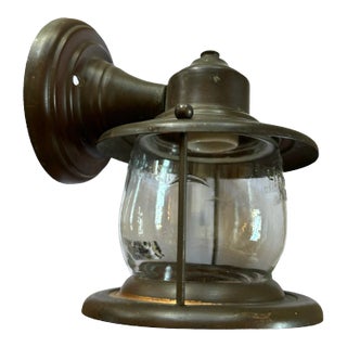 Single Copper and Glass Jar Wall Sconce Stamped “Dietz Little Wizard, n.y. Usa, Circa 1910 For Sale