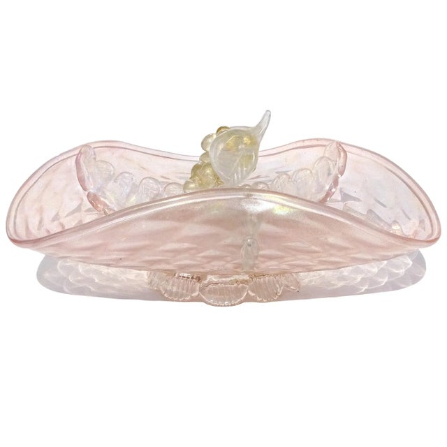 Mid 20th Century Antique Murano Pink Opal Gold Flecks Iridescent Diamond Quilted Surface Italian Art Deco Glass Serving Bowl For Sale - Image 5 of 12