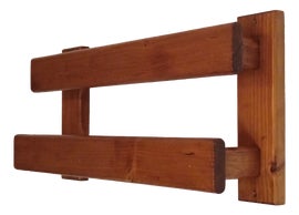 Example of Minimalist Exterior Doors