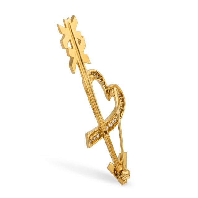 Tiffany & Co. Paloma Picasso Diamond 18k Yellow Gold Heart Arrow Brooch For Sale In Los Angeles - Image 6 of 6