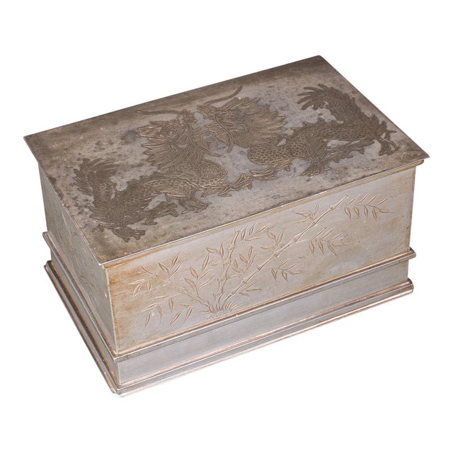 1930's Vintage Hotel Tea Chest For Sale