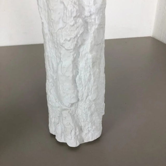 Op Art Brutalist Porcelain Vases from Bayreuther, Bavaria, Germany, 1970s, Set of 2 For Sale - Image 9 of 18