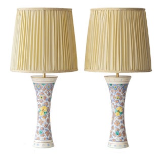 Antique Art Nouveau Gouda Pottery Table Lamps with Silk Shade by Plateelbakkerij Zuid-Holland, 1918, Set of 2 For Sale