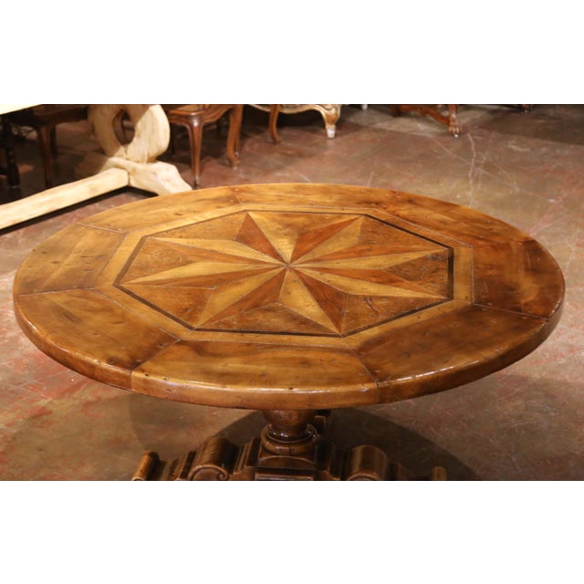 French French Louis XIII Inlaid Walnut, Chestnut, Burl, Elm and Oak Round Dining Table For Sale - Image 3 of 9