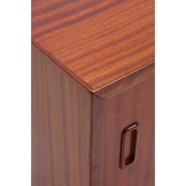 Brown Mid-Century Mahogany Commode with Sliding Doors For Sale - Image 8 of 17