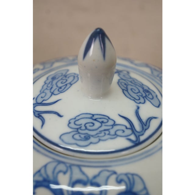 Ceramic Chinese Chinoiserie Blue & White Porcelain Dragon Ginger Jar Mantel Vase Urn 11" For Sale - Image 7 of 14