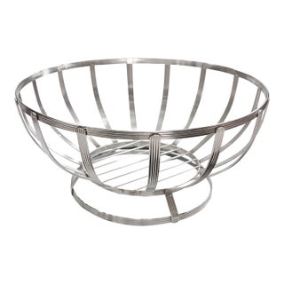 1960s Mid-Century Modern Stainless Steel Wire Basket – 11” Diameter Sculptural Fruit Bowl For Sale